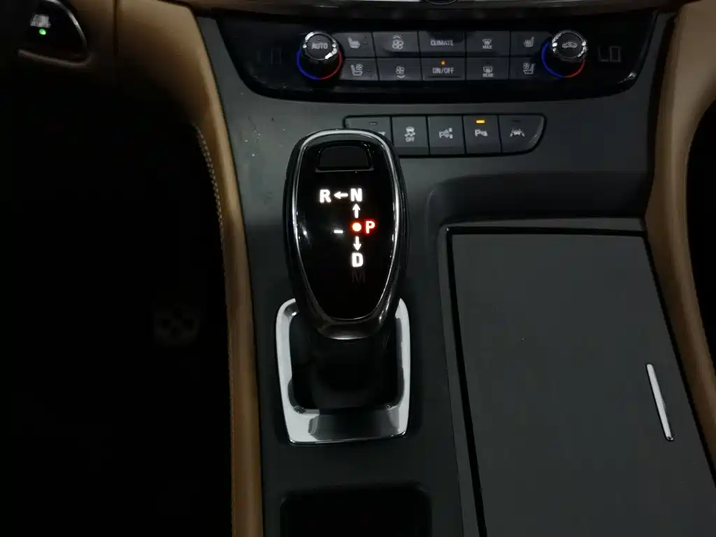 Buick LaCrosse — миниатюра 13