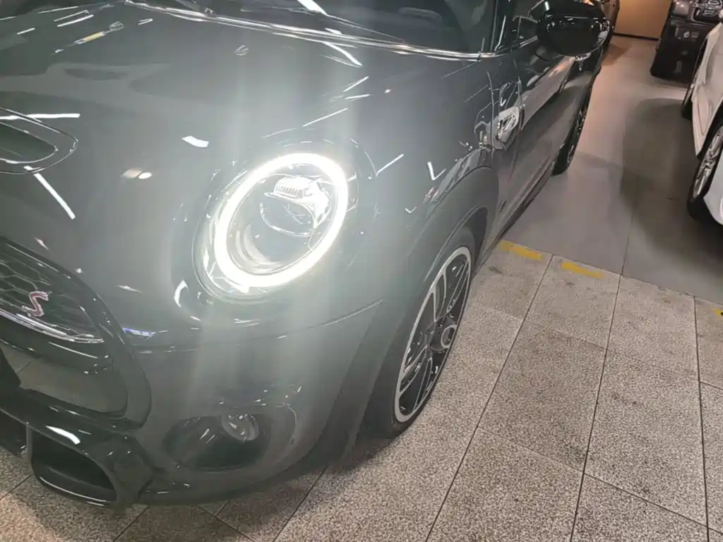 MINI Mini — миниатюра 24