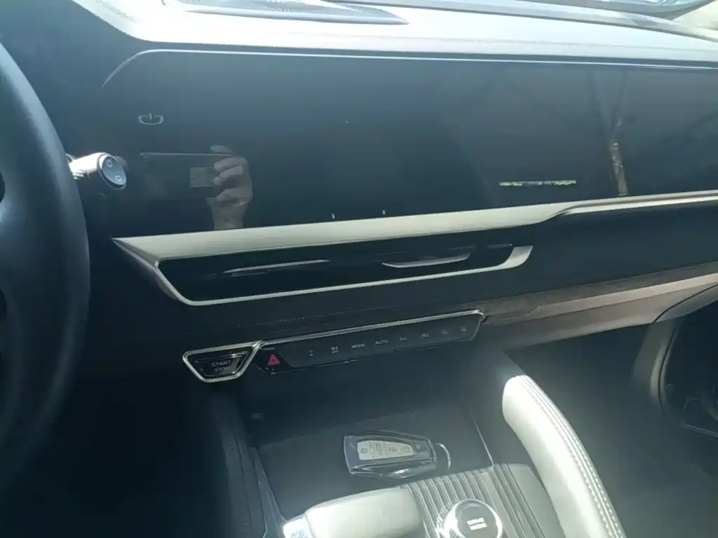 Geely Xingyue L — миниатюра 13