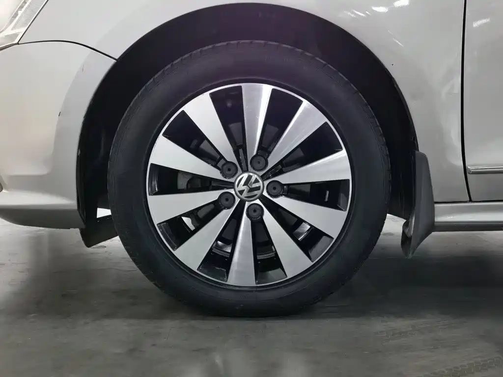 Volkswagen Sagitar — миниатюра 17