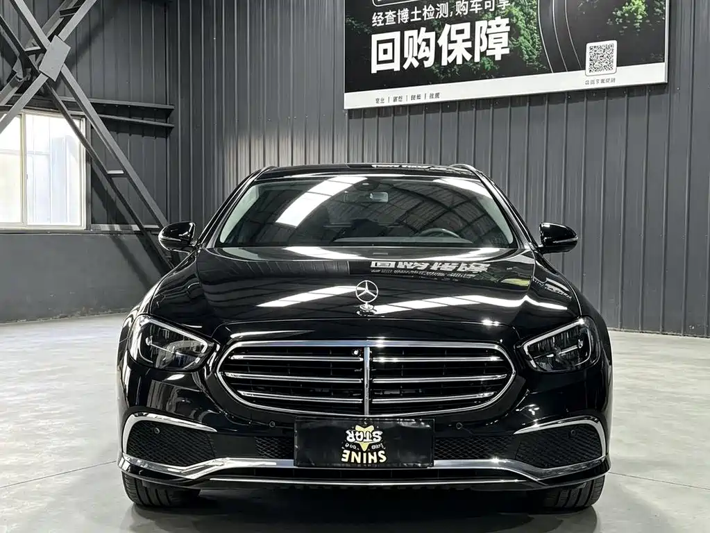 Mercedes-Benz E-Class — миниатюра 2