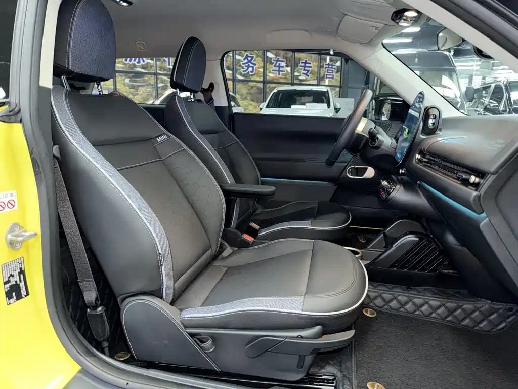 MINI MINI COOPER EV — миниатюра 10