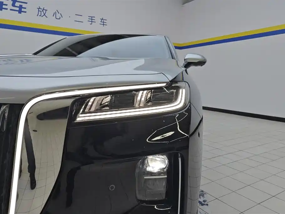 RED FLAG HONGQI H9