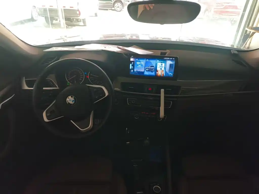BMW X1 — миниатюра 10