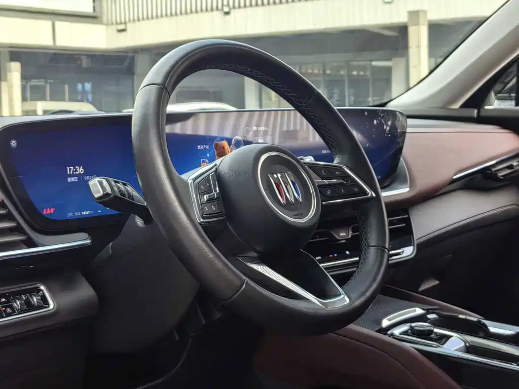 Buick Envision Plus — миниатюра 11