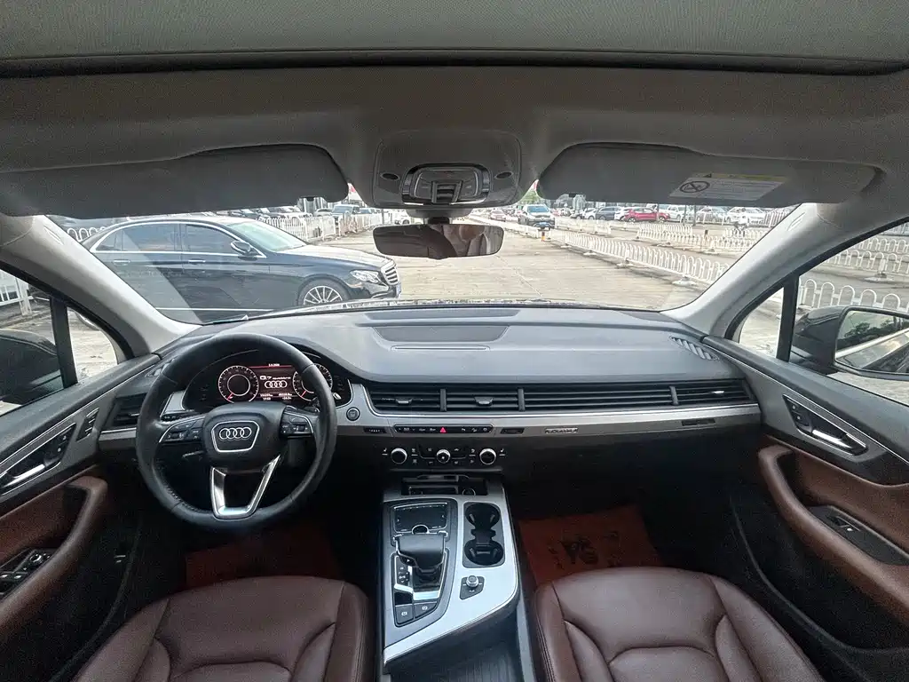 Audi Q7 — миниатюра 7