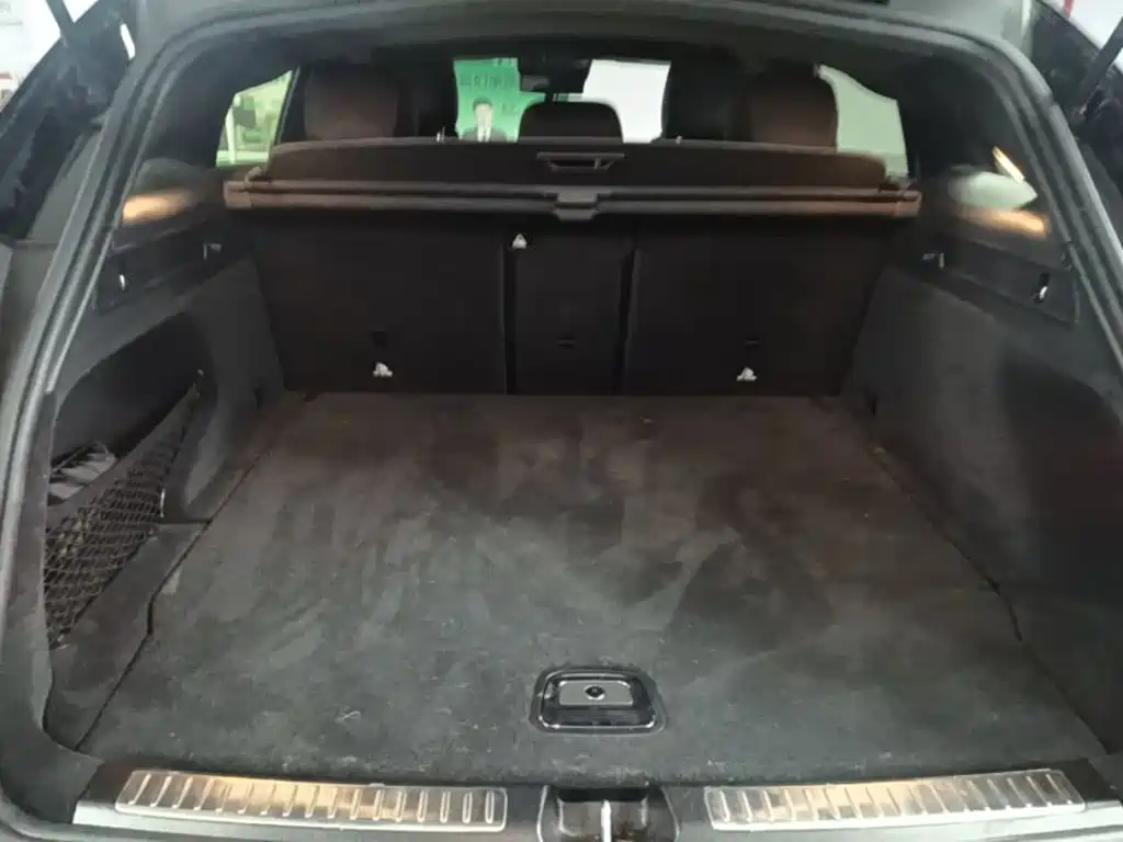 Mercedes-Benz EQC — миниатюра 19