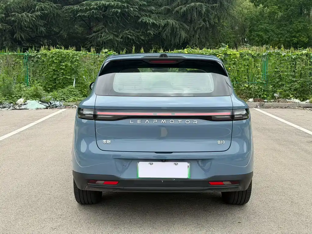 Leapmotor Leapmotor B10 — миниатюра 5