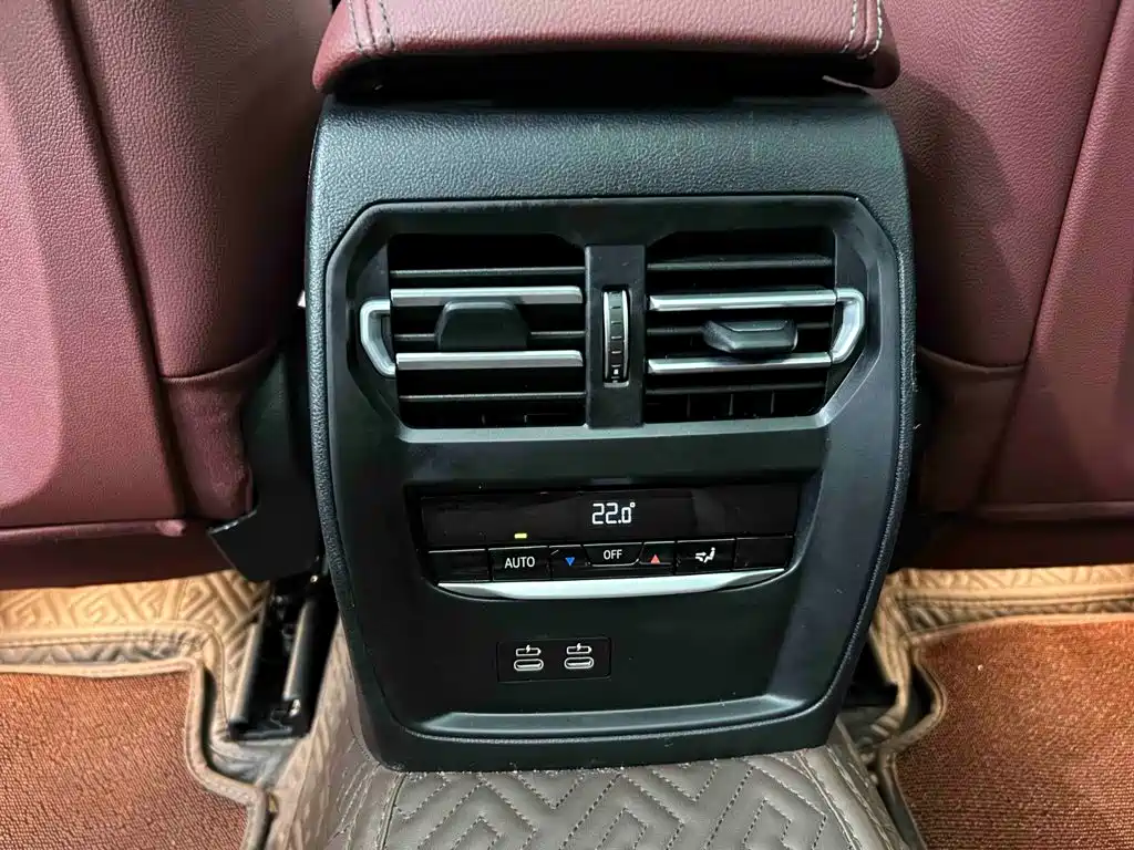 BMW 3 Series — миниатюра 21