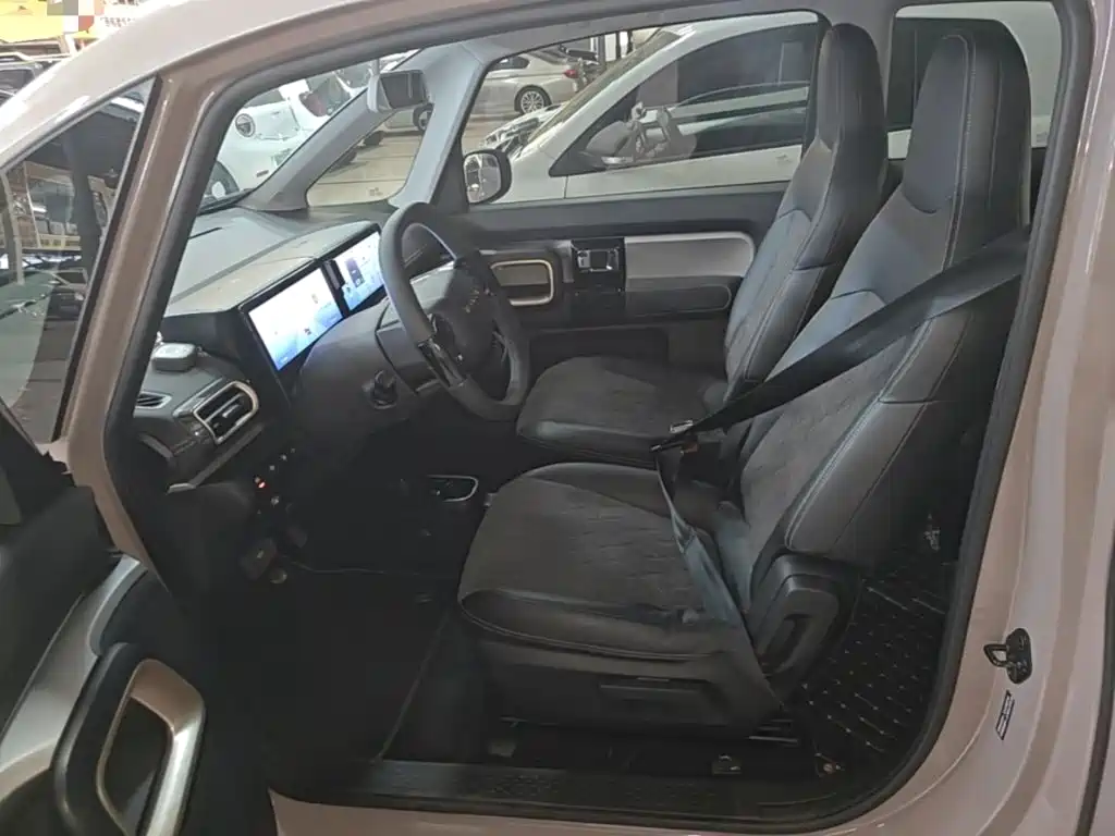 Baojun KiWi EV — миниатюра 15