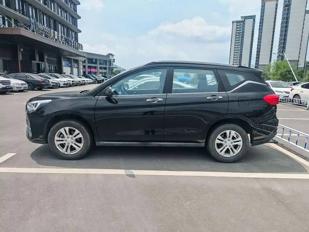 Haval M6 — миниатюра 3
