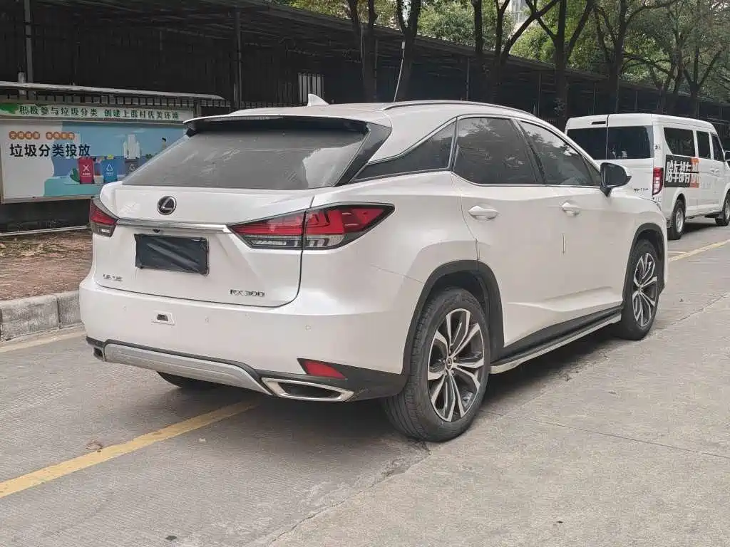 Lexus RX — миниатюра 9