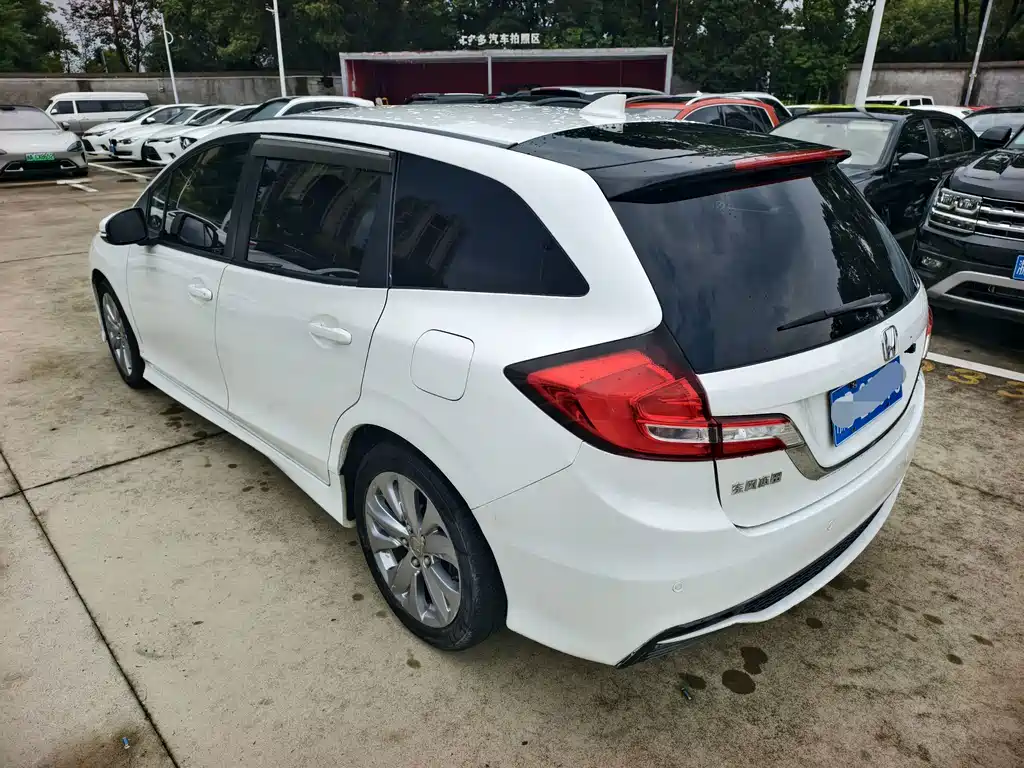 Honda Jade — миниатюра 6
