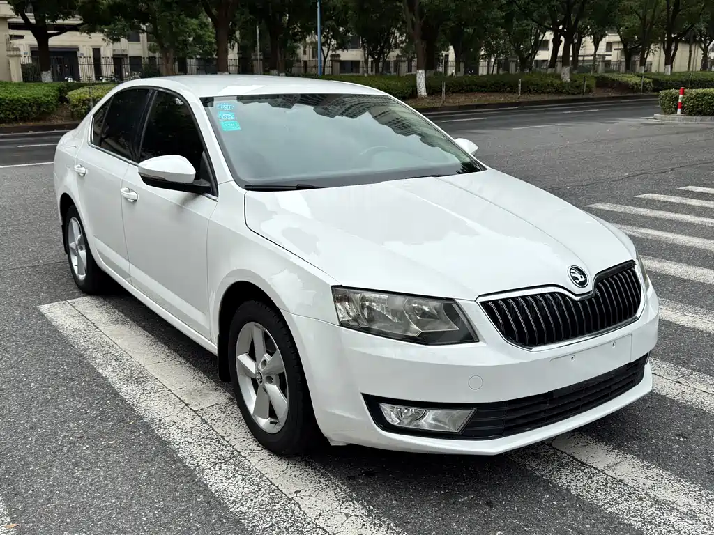 Skoda Octavia — миниатюра 3