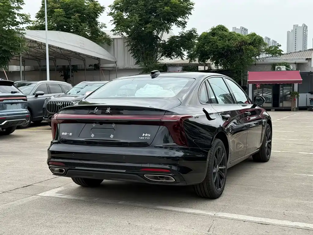 Hongqi Hongqi H5 — миниатюра 7
