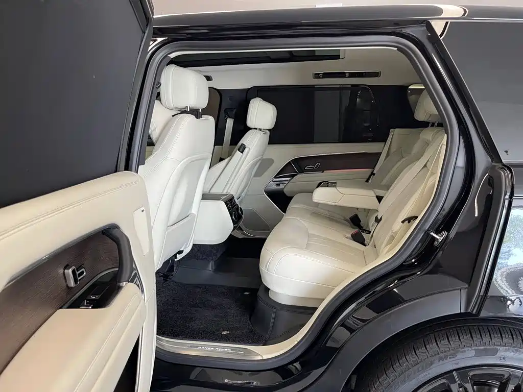 Land Rover Range Rover — миниатюра 27