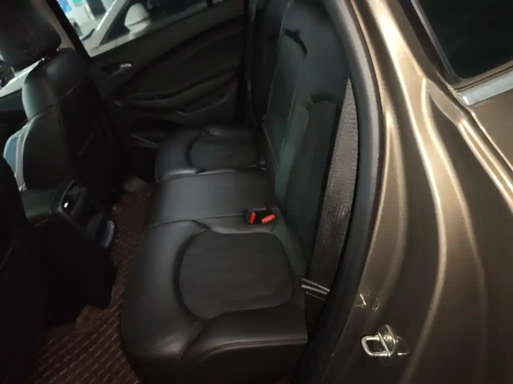 Buick Envision Plus — миниатюра 17