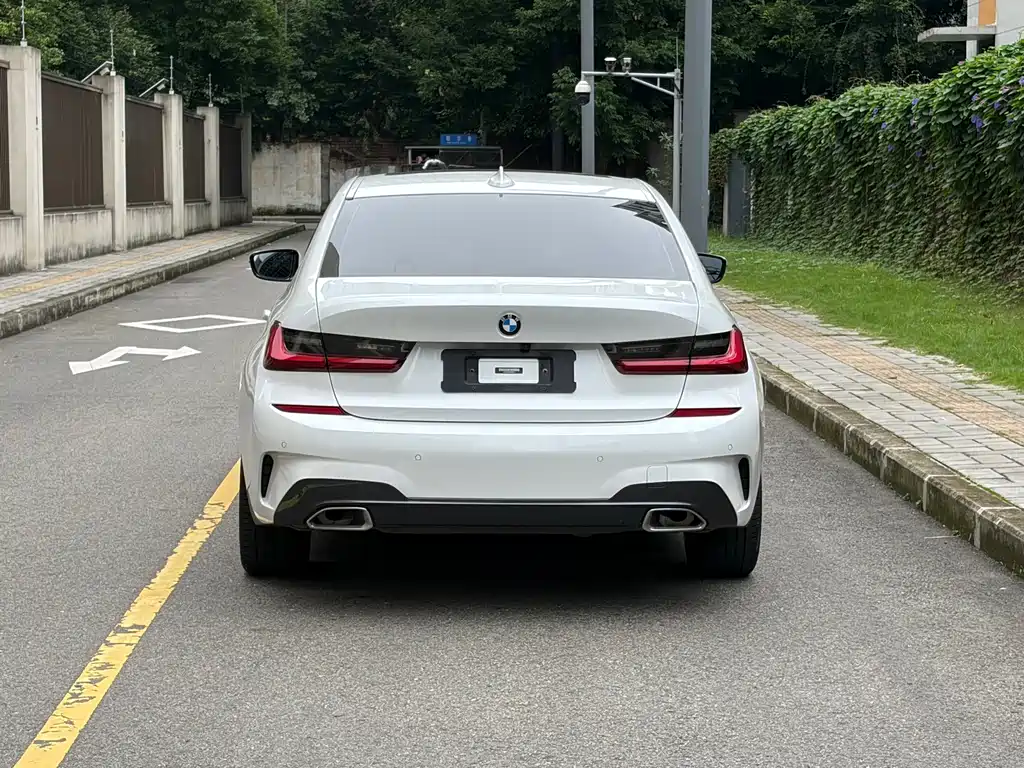 BMW 3 Series — миниатюра 22
