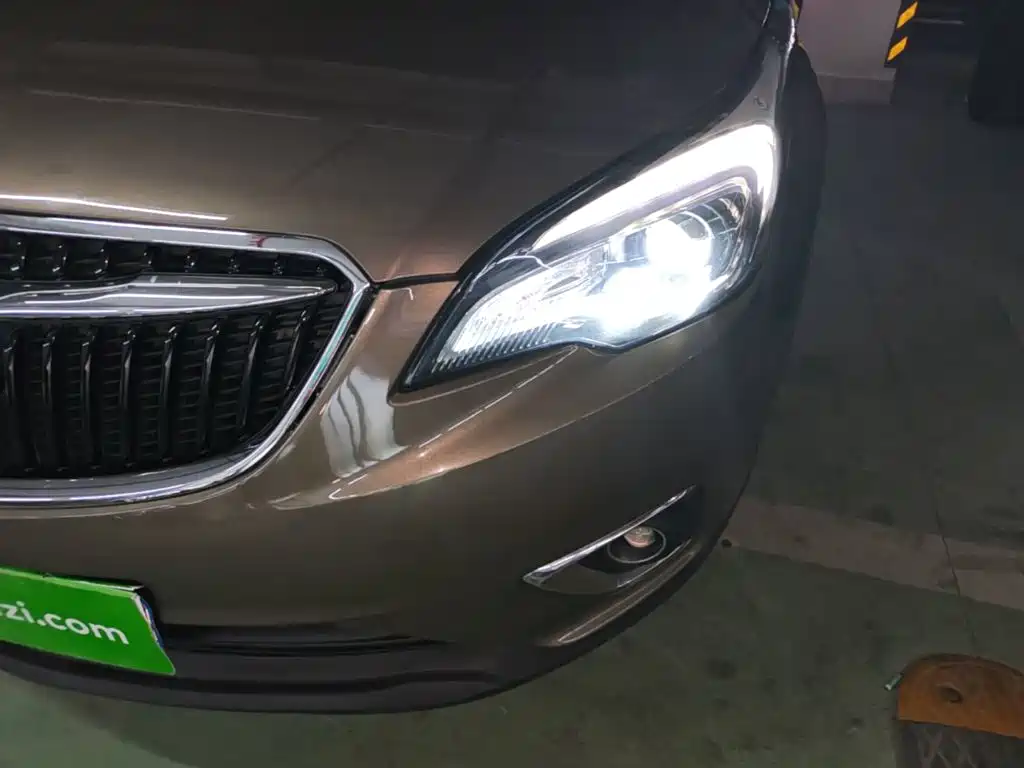 Buick Envision Plus — миниатюра 24