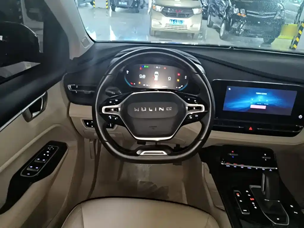 Wuling Victory — миниатюра 11