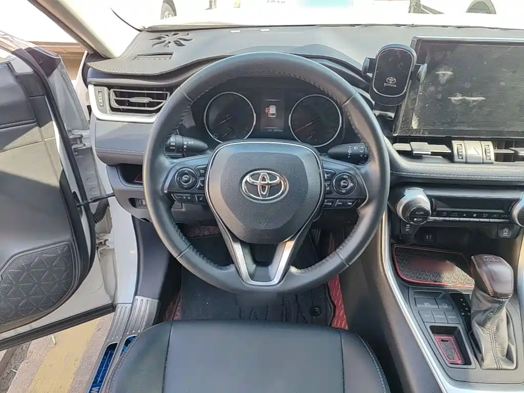 Toyota Wildlander — миниатюра 11