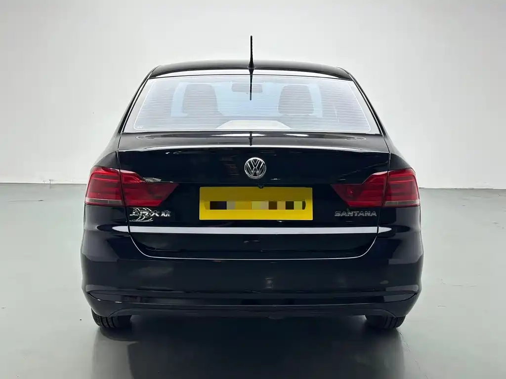 Volkswagen Santana — миниатюра 8