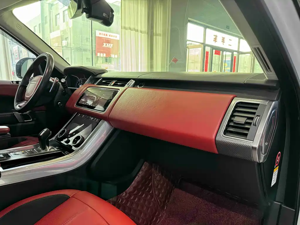 Land Rover Sport — миниатюра 7