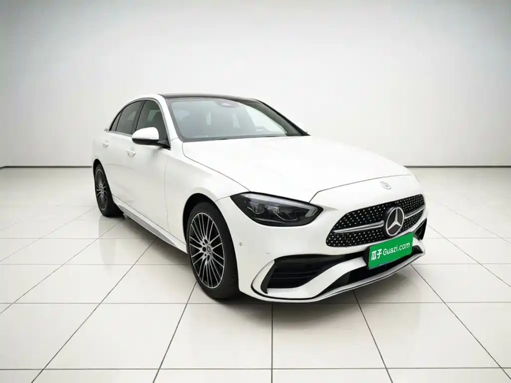 Mercedes-Benz C-Class — миниатюра 3