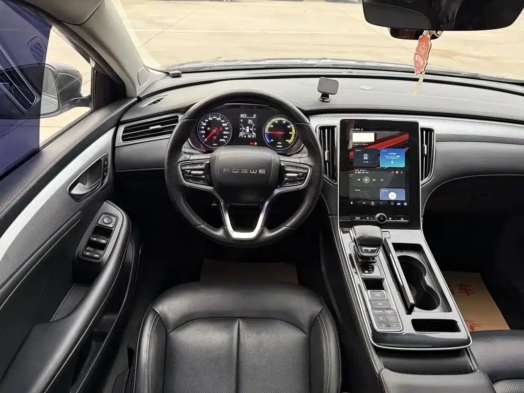 Roewe i6 MAX New Energy — миниатюра 9