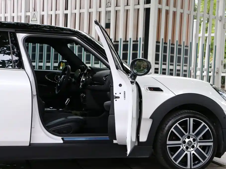 MINI Mini Clubman — миниатюра 30