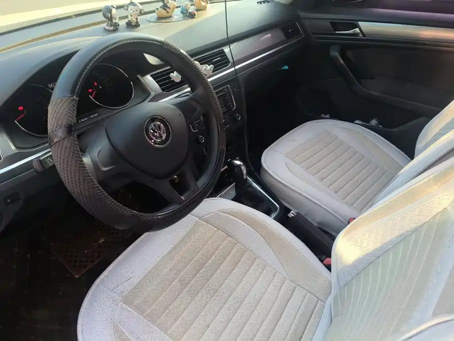 Volkswagen Bora — миниатюра 12