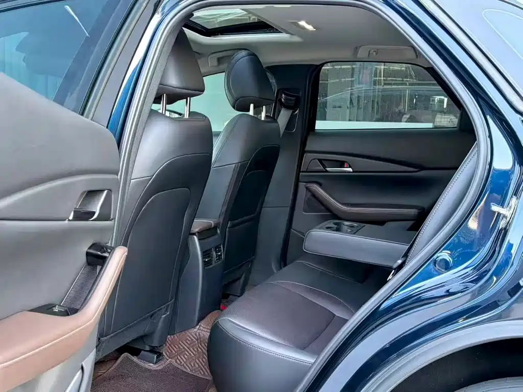 Mazda CX-30 — миниатюра 9