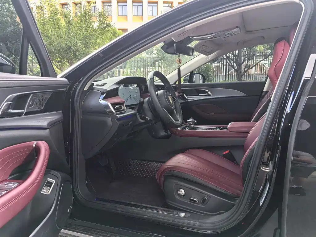Hongqi Hongqi H5 — миниатюра 4