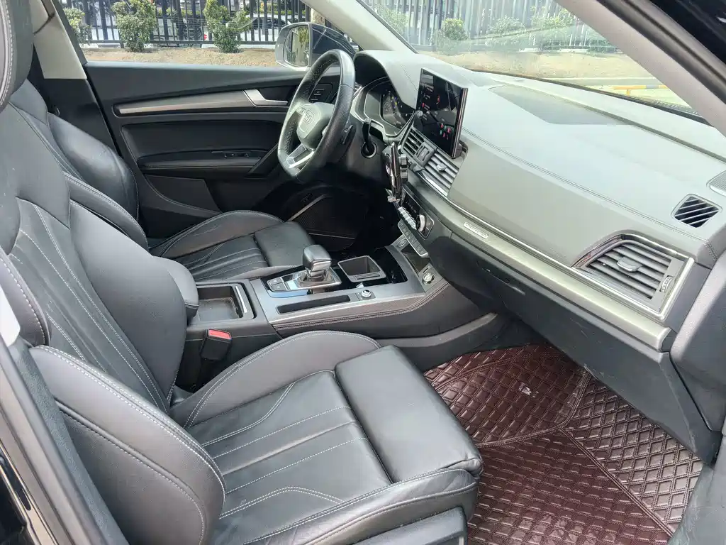 Audi Q5L — миниатюра 9