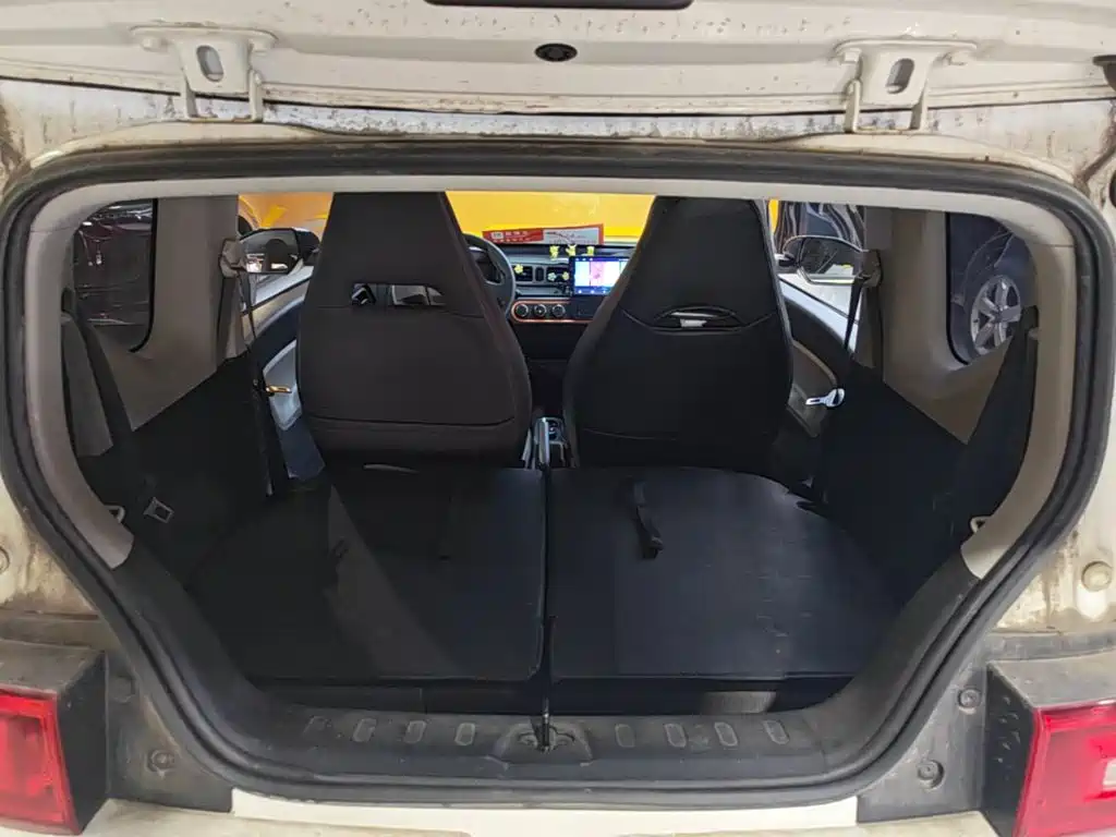 Wuling MINIEV — миниатюра 19