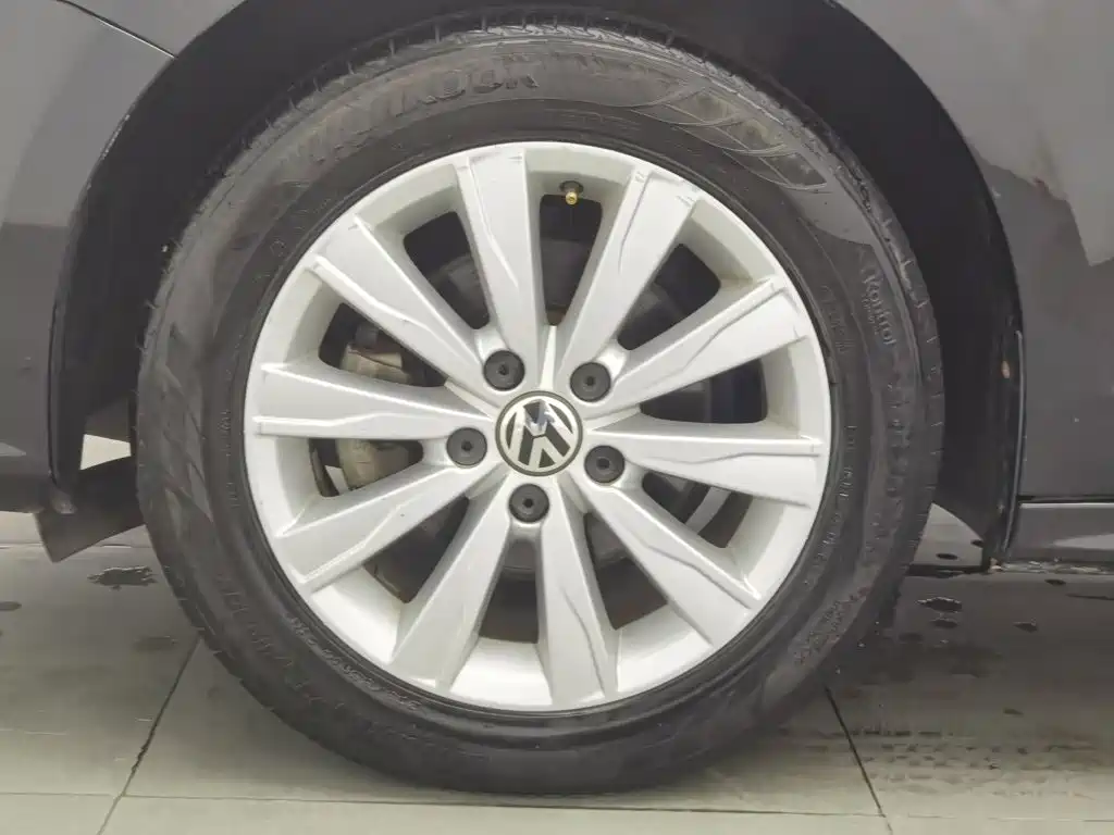 Volkswagen Sagitar — миниатюра 17