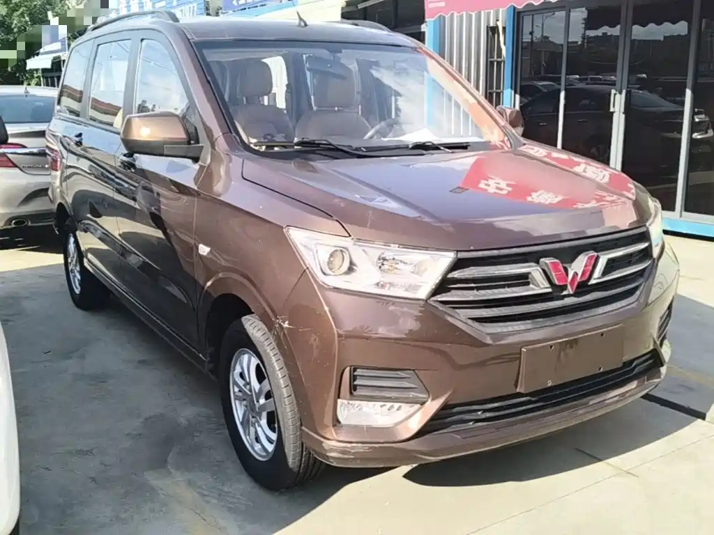 Wuling Hongguang — миниатюра 4