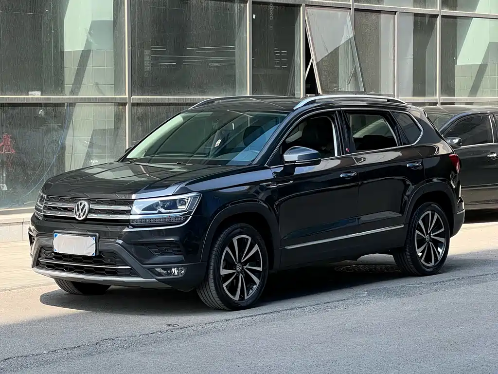 Volkswagen Tharu 2020