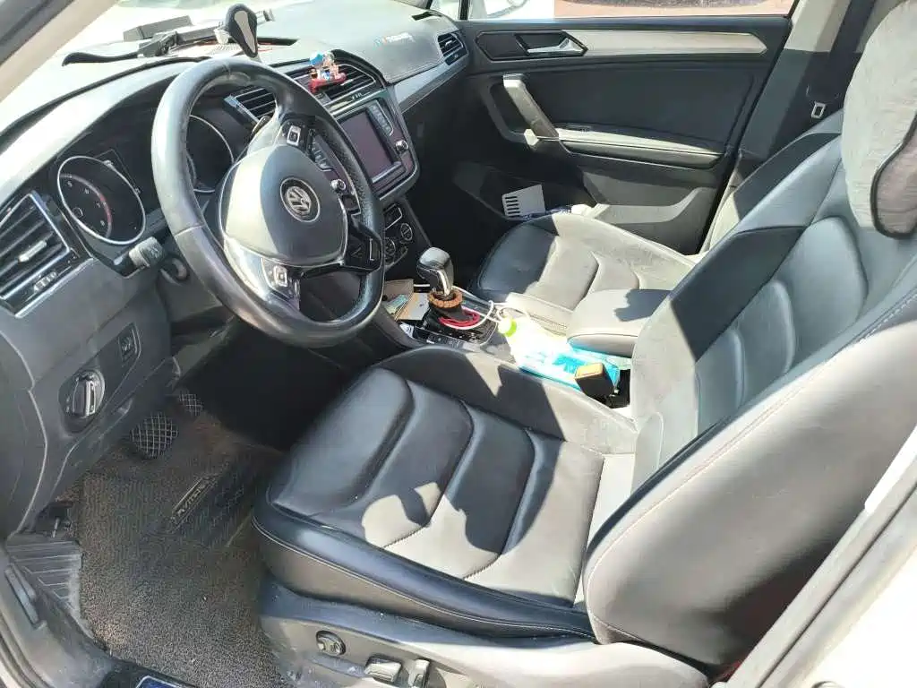 Volkswagen Tiguan L — миниатюра 9