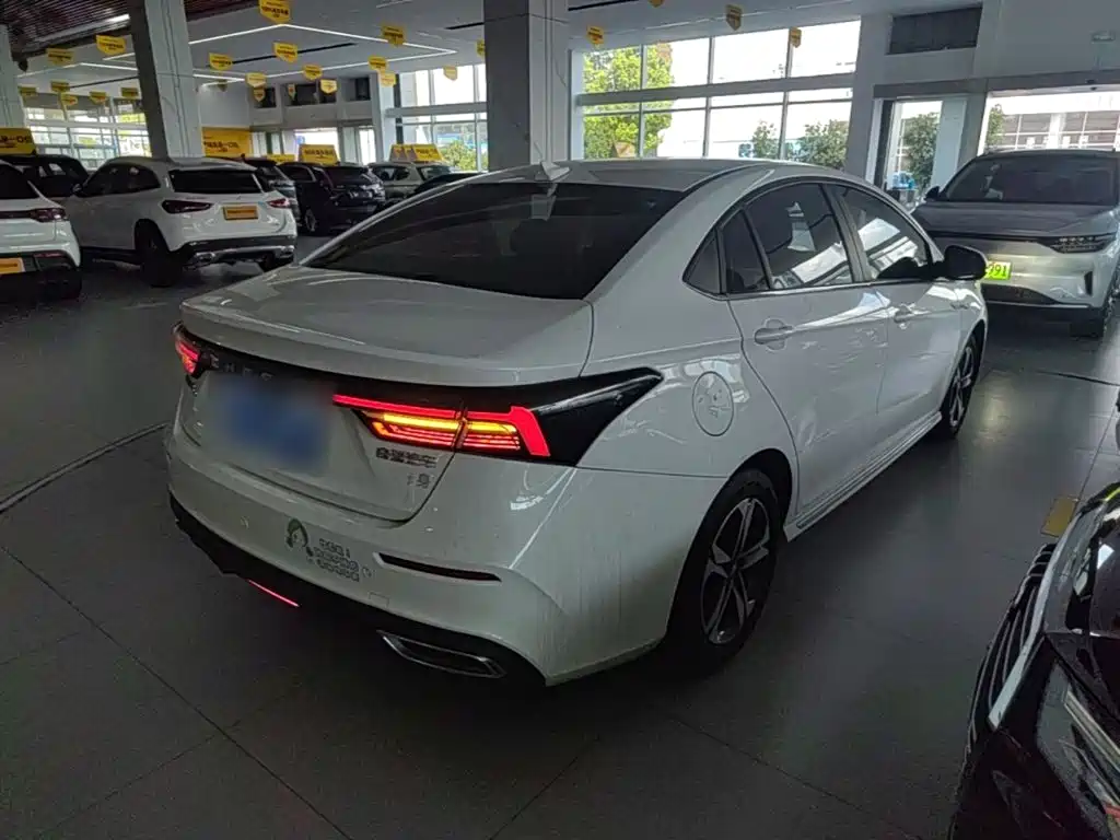 Chery Arrizo 5 PLUS — миниатюра 7