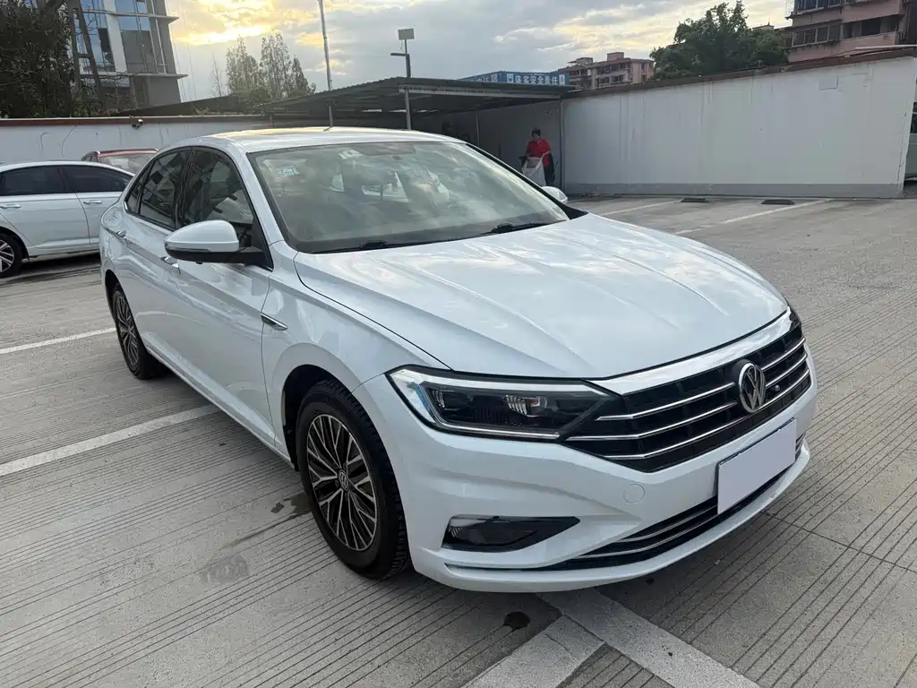 Volkswagen Sagitar — миниатюра 3