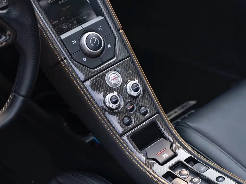 McLaren 12C — миниатюра 17
