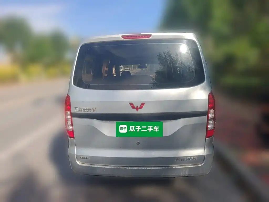 Wuling Hongguang V — миниатюра 3