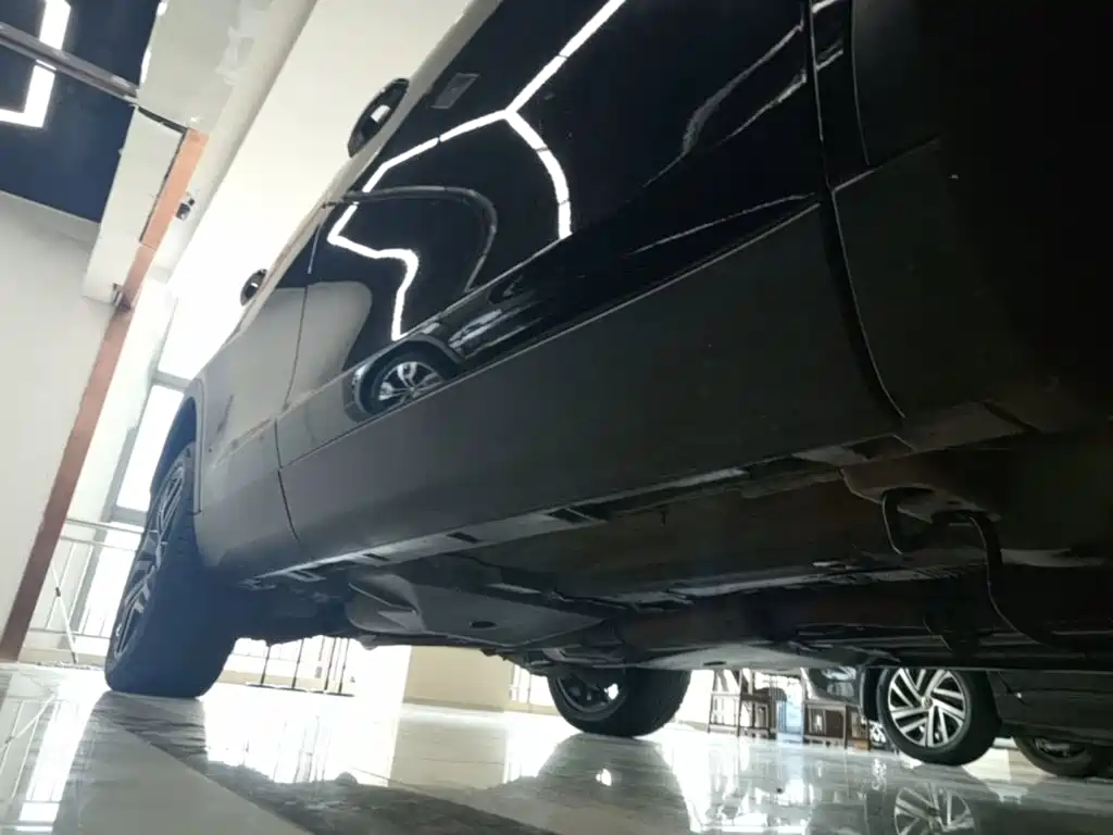Land Rover Discovery Sport — миниатюра 21