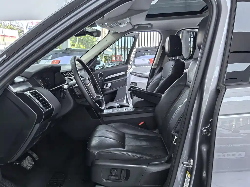 Land Rover Discovery — миниатюра 5