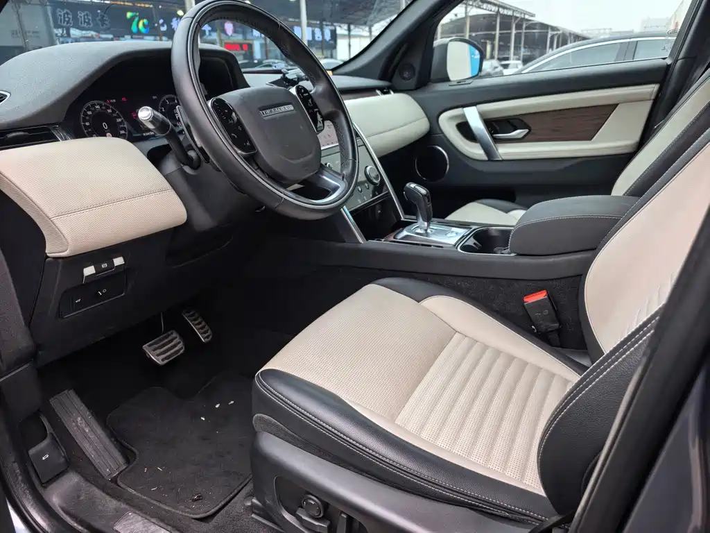 Land Rover Discovery Sport — миниатюра 8