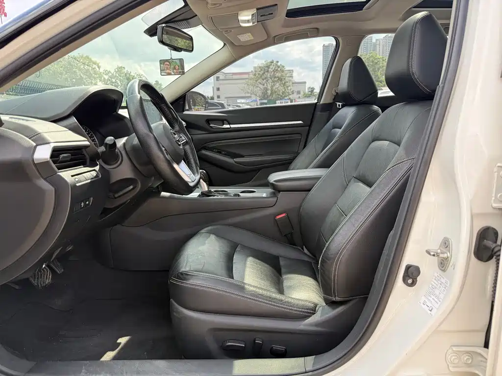 Nissan Teana — миниатюра 7