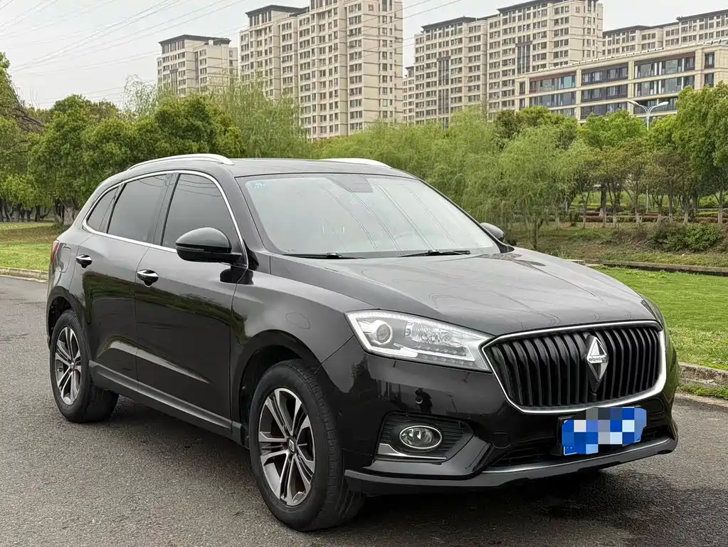 Borgward BX7 — миниатюра 3