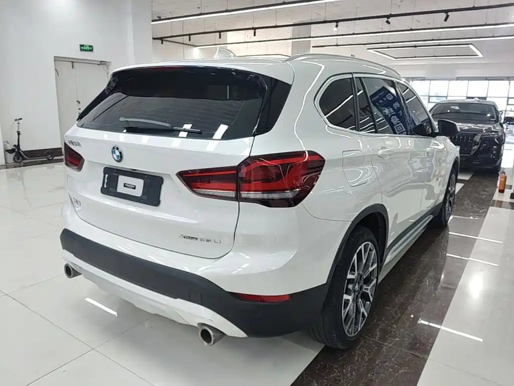 BMW X1 — миниатюра 7