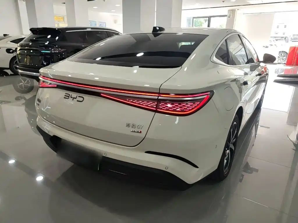 BYD Seal 07 DM-i — миниатюра 7